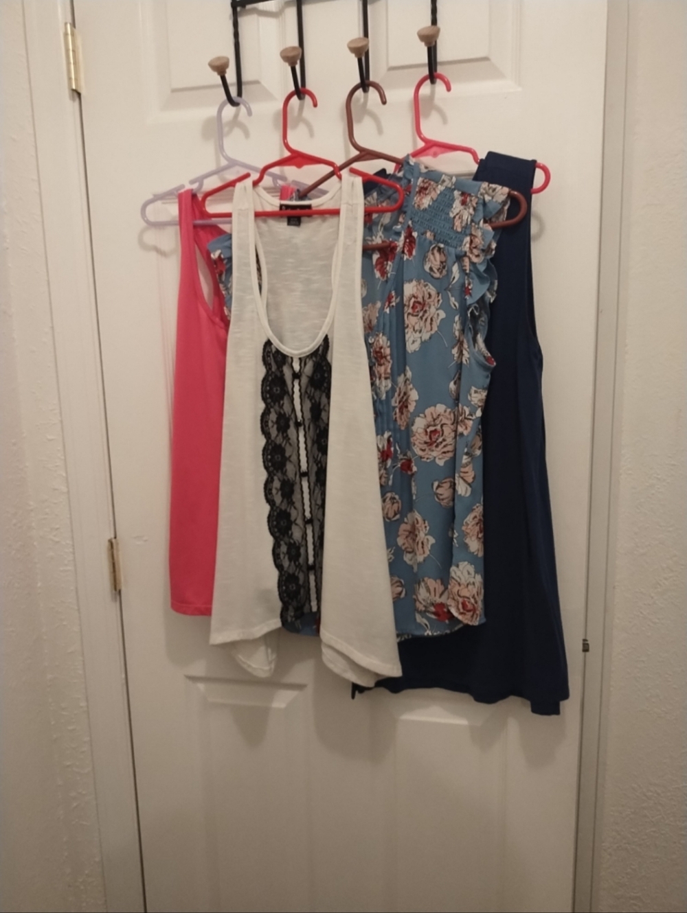 4 Items Floral and Lace Women's Tops Collection